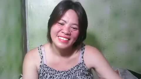 Snapshot of smilinglady27 chatting on 02-22-25, 07:01 smilinglady27 online show from 02-22-25, 07:01