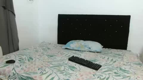 Smith y Mia online show from 12-13-25, 08:25