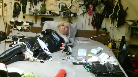 smokeslut365 online show from 02-05-26, 05:12