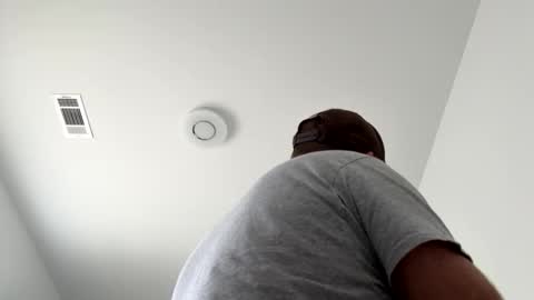 Snapshot of smokeymt420 chatting on 10-08-25, 01:09 smokeymt420 online show from 10-08-25, 01:09