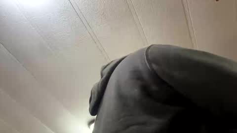 Snapshot of smokeymt420 chatting on 11-02-25, 06:32 smokeymt420 online show from 11-02-25, 06:32