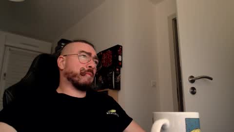 AllDayIDream online show from 10-18-25, 04:04