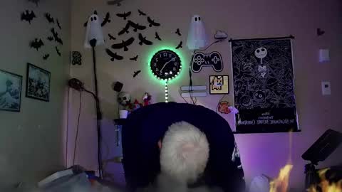 Snapshot of snarfle chatting on 12-01-24, 11:47 Viiscount Snarfle Von Snarfenberg online show from 12-01-24, 11:47