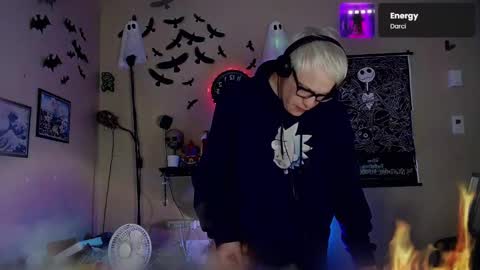 Snapshot of snarfle chatting on 12-03-24, 03:44 Viiscount Snarfle Von Snarfenberg online show from 12-03-24, 03:44