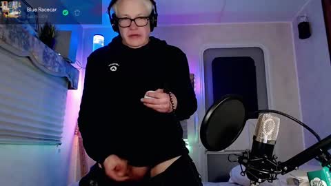 Snapshot of snarfle chatting on 02-27-25, 12:13 Viiscount Snarfle Von Snarfenberg online show from 02-27-25, 12:13