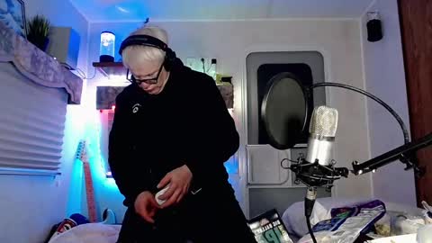 Snapshot of snarfle chatting on 03-02-25, 08:27 Viiscount Snarfle Von Snarfenberg online show from 03-02-25, 08:27