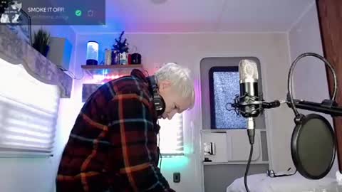 Snapshot of snarfle chatting on 03-06-25, 05:54 Viiscount Snarfle Von Snarfenberg online show from 03-06-25, 05:54