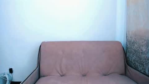 Sneja online show from 06-14-26, 05:09