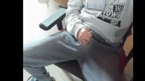 Snapshot of snip1977 chatting on 02-20-25, 09:22 snip1977 online show from 02-20-25, 09:22