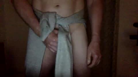 Snapshot of snoupydog chatting on 07-29-26, 03:32 snoupydog online show from 07-29-26, 03:32