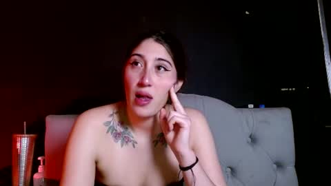 Snapshot of snow_baall chatting on 07-26-26, 05:26 IG OF red moonn online show from 07-26-26, 05:26