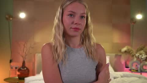 Candice Snow online show from 12-14-24, 12:01