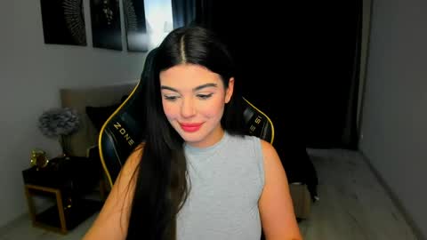 Snapshot of snowingwinter chatting on 04-29-26, 05:41 snowingwinter online show from 04-29-26, 05:41