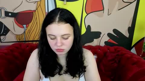 snowwhite_bella online show from 11-10-25, 01:54