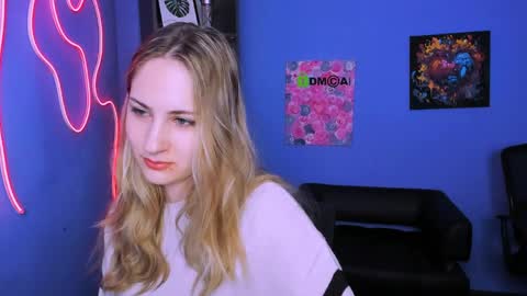 so_hot_rosalie online show from 04-06-26, 03:13