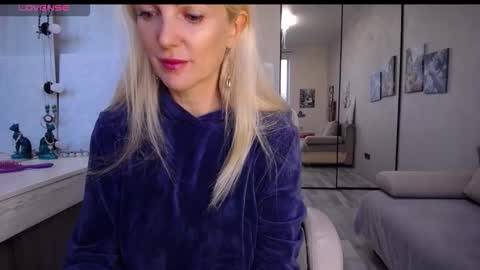 Monna online show from 10-02-25, 12:34