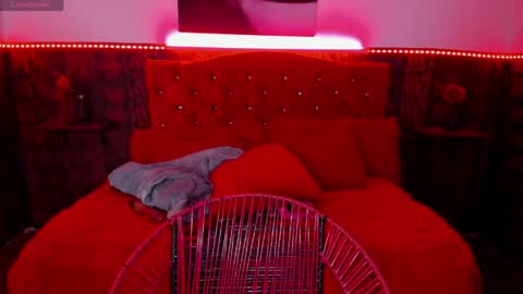 Snapshot of sobigcurvy44 chatting on 06-07-26, 12:04 leidy online show from 06-07-26, 12:04