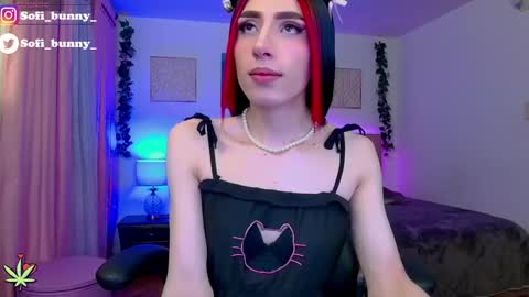 soffi_bunny_ online show from 09-17-25, 07:10