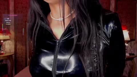    Schedule 1400 - 2100 gtm-5  online show from 11-21-25, 10:19