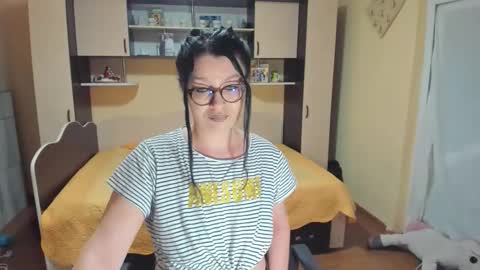 Soffy online show from 02-03-26, 06:22