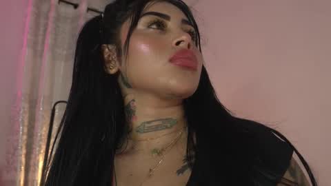 Snapshot of sofhia_cruz chatting on 04-19-26, 08:33 sofhia cruz online show from 04-19-26, 08:33
