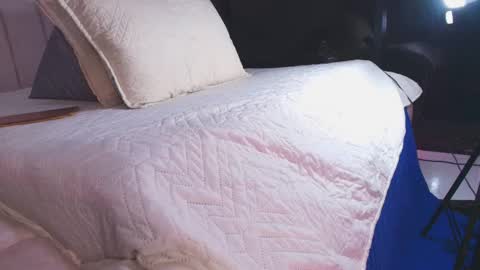 Sofia online show from 11-28-25, 12:08