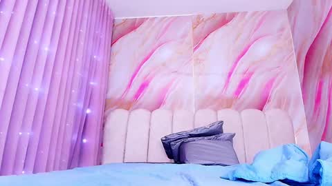 Sofia online show from 05-16-26, 10:36