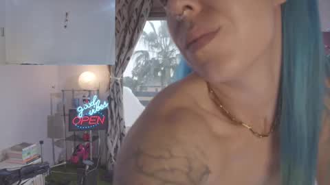 Sofi Mora online show from 02-17-25, 05:32