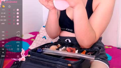 Snapshot of sofi_rojas1 chatting on 01-18-26, 08:51 sofi rojas online show from 01-18-26, 08:51