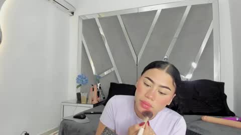 SOFIA online show from 02-20-25, 01:36