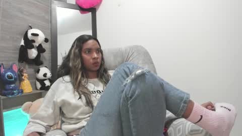 sofia86379 online show from 03-12-25, 03:13