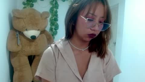 sofia_762254 online show from 05-04-26, 08:49