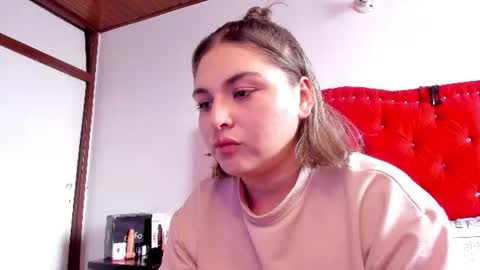 Sofia  bella online show from 06-25-26, 05:28