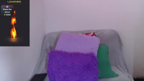 sofia  whitee online show from 11-16-25, 07:47