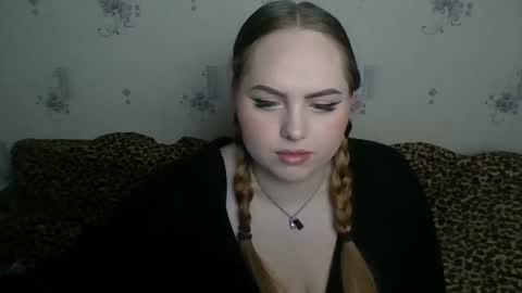 Snapshot of sofia_barbie chatting on 10-05-25, 03:10 sofia barbie online show from 10-05-25, 03:10