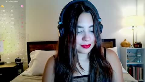 Snapshot of sofia_bloom8 chatting on 06-13-26, 03:32 Call me Sofi Welcome online show from 06-13-26, 03:32