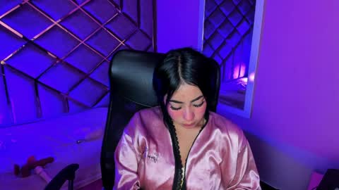 Snapshot of sofia_daemon chatting on 04-11-26, 08:51 sofia_daemon online show from 04-11-26, 08:51