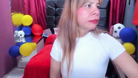 Snapshot of sofia_delrio chatting on 07-06-26, 11:07 Miss Sofi online show from 07-06-26, 11:07
