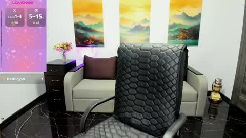 Snapshot of sofia_ford chatting on 10-27-25, 07:45 Sofia online show from 10-27-25, 07:45