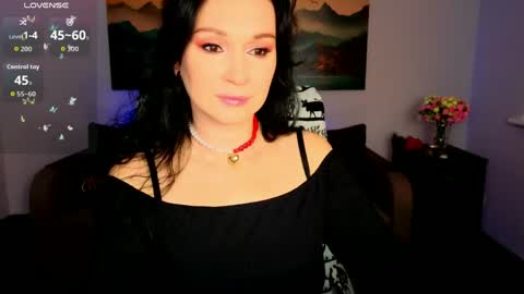 Snapshot of sofia_ford chatting on 04-27-26, 07:17 Sofia online show from 04-27-26, 07:17