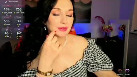 Snapshot of sofia_ford chatting on 06-18-26, 09:14 Sofia online show from 06-18-26, 09:14