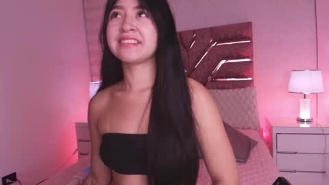 Snapshot of sofia_gomes_ chatting on 04-29-26, 11:58 sofia gomes online show from 04-29-26, 11:58