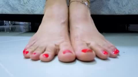 sofia gutierrez   online show from 11-05-25, 12:54