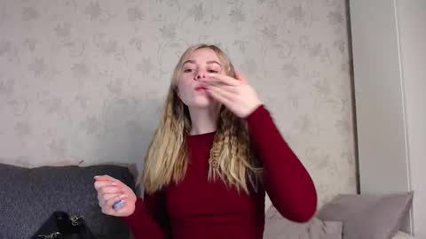 Sofia here online show from 02-10-26, 12:15