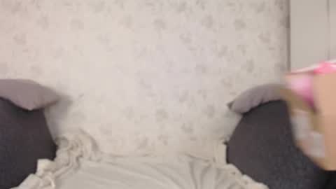 Sofia here online show from 03-19-26, 12:03