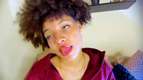 S O F I A  online show from 05-19-26, 08:26