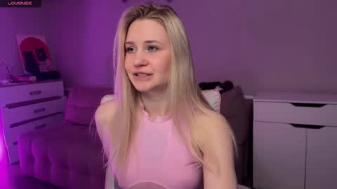 Sofia online show from 02-18-26, 03:24