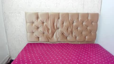 Snapshot of sofia_land_18 chatting on 12-12-24, 11:07 sofia_land_18 online show from 12-12-24, 11:07