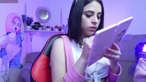sofia_lara28 online show from 11-21-25, 01:21