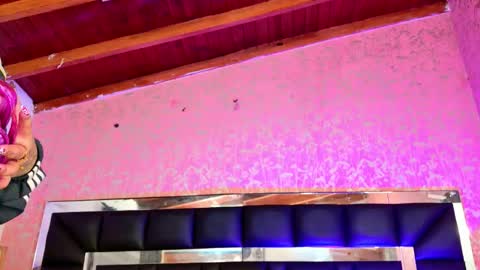 Sofia online show from 10-31-25, 03:18